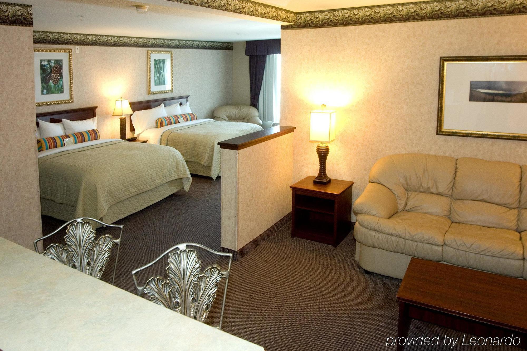 Phoenix Inn Suites Albany Zimmer foto