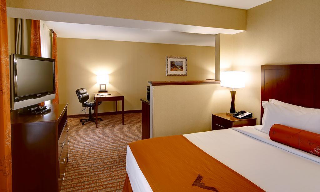 Phoenix Inn Suites Albany Exterior foto